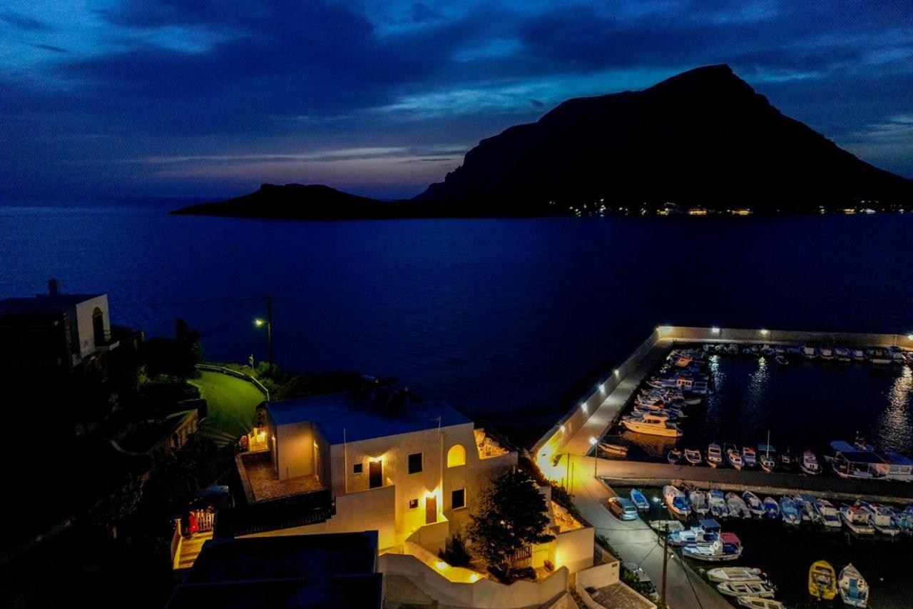 Pelagos Seafront Accommodation - Maria Myrties Extérieur photo