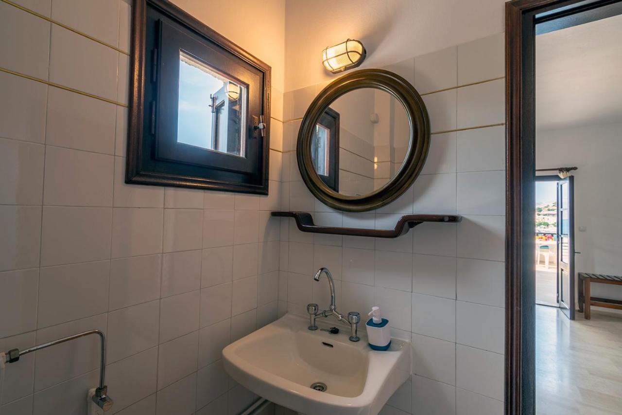 Pelagos Seafront Accommodation - Maria Myrties Extérieur photo