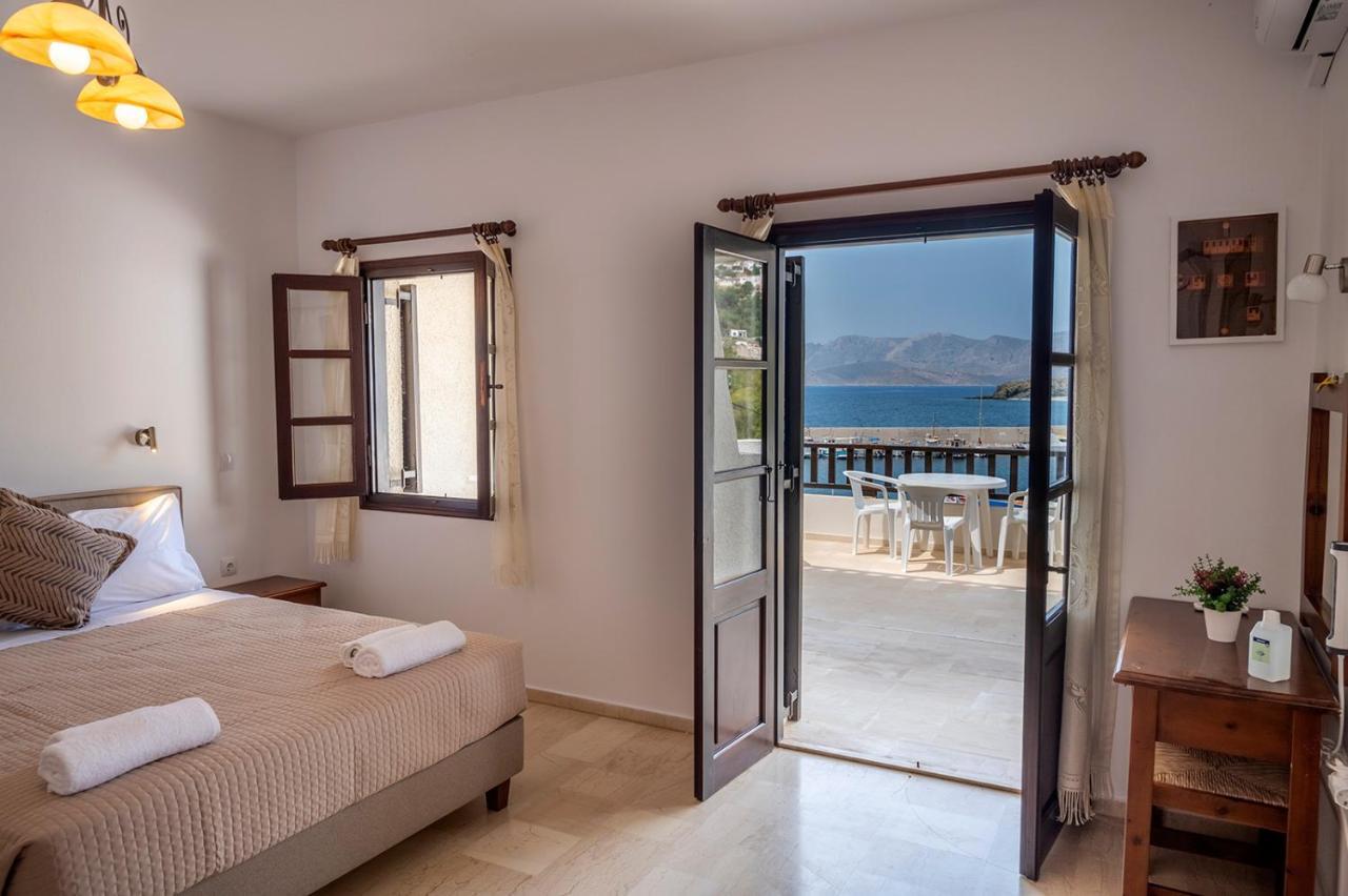 Pelagos Seafront Accommodation - Maria Myrties Extérieur photo