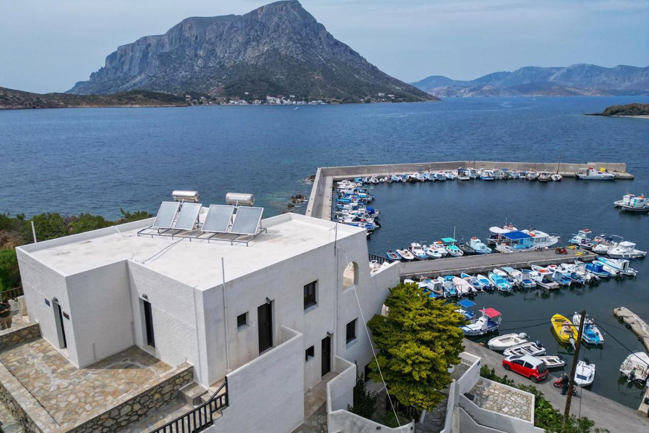 Pelagos Seafront Accommodation - Maria Myrties Extérieur photo