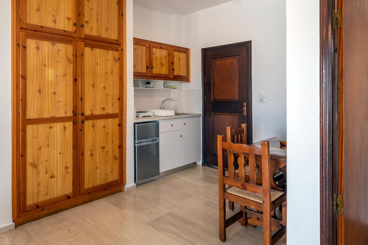 Pelagos Seafront Accommodation - Maria Myrties Extérieur photo